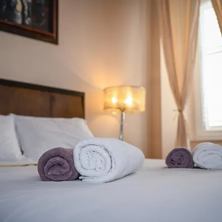 Large Three Bedroom, Center Of Old Town Dubrovnik Buitenkant foto