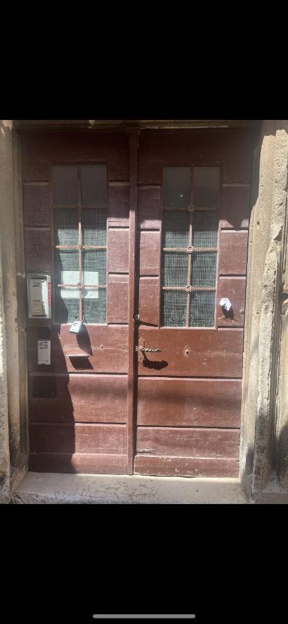 Apartament Large Three Bedroom, Center Of Old Town *