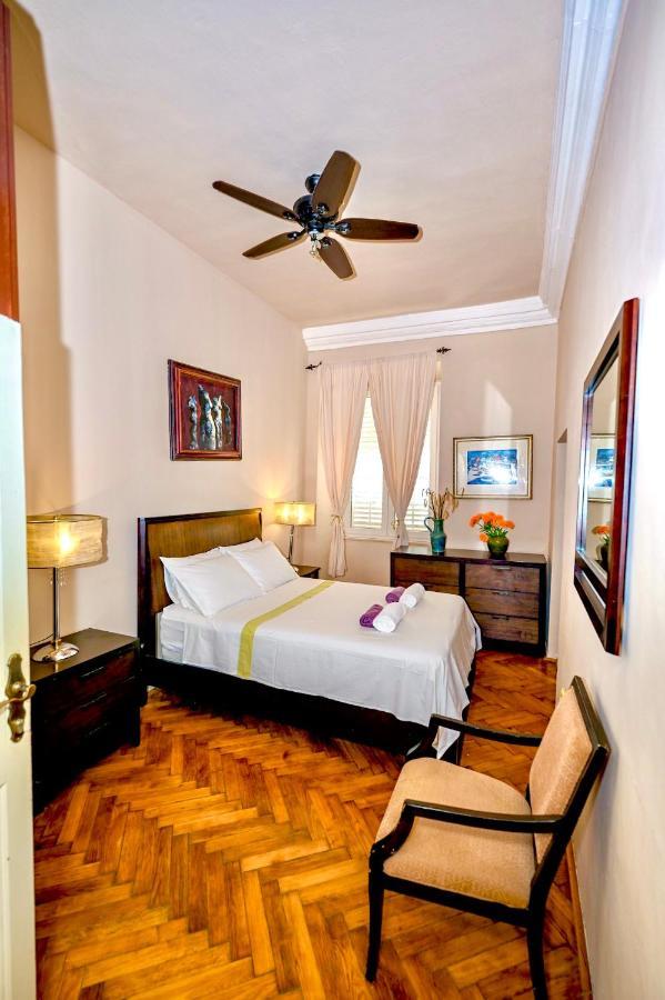 Large Three Bedroom, Center Of Old Town Dubrovnik